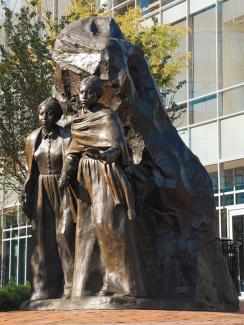 Mary and Emily Edmonson monument